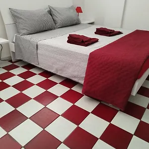 Taverna A 100 Mt Dal Mare Porto Torres
